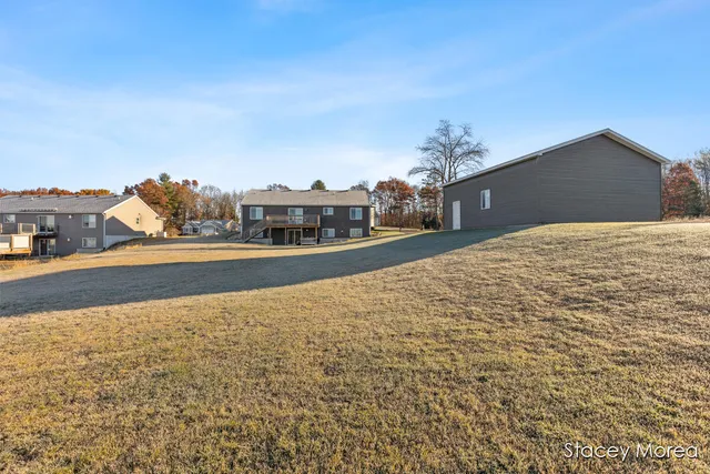 $600,000 | 11791 Crystal Ridge Drive Northeast, Sparta, MI 49345