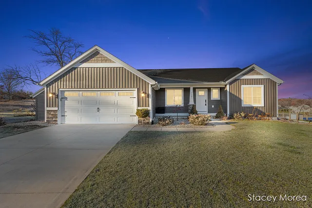 $600,000 | 11791 Crystal Ridge Drive Northeast, Sparta, MI 49345