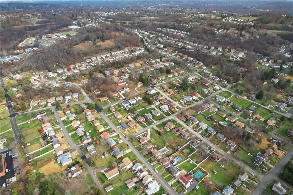 927 Greenhill Road Pittsburgh, PA 15209 - Photo 32 of 41 an aerial view of residential houses with city view