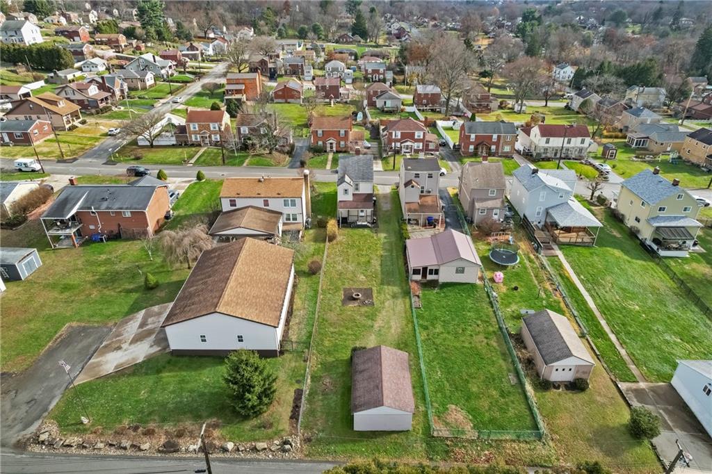 927 Greenhill Road Pittsburgh, PA 15209 - Photo 34 of 41 an aerial view of residential houses with outdoor space and parking
