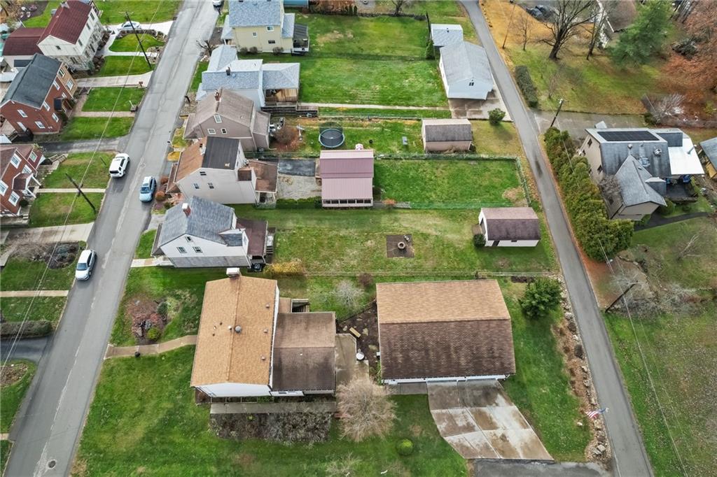 927 Greenhill Road Pittsburgh, PA 15209 - Photo 35 of 41 an aerial view of a house with garden space and street view
