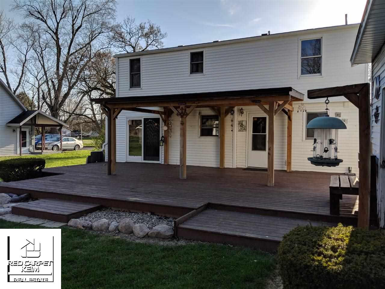 2413 Howe Road Burton, MI 48519 - Photo 23 of 29 21443208-22.JPG