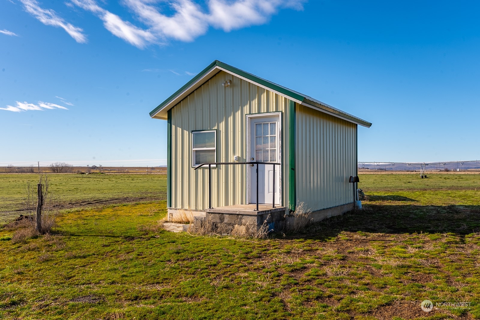 20226 Adrian Road Northeast Soap Lake, WA 98851 - Photo 28 of 35 a view of a house with a ocean view