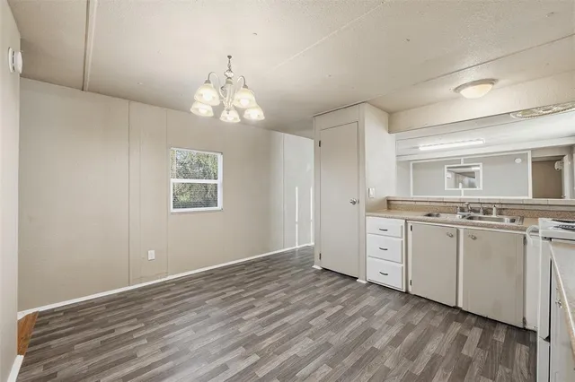 $1,300 | 1309 Oakridge Road, Unit 1307, Azle, TX 76020