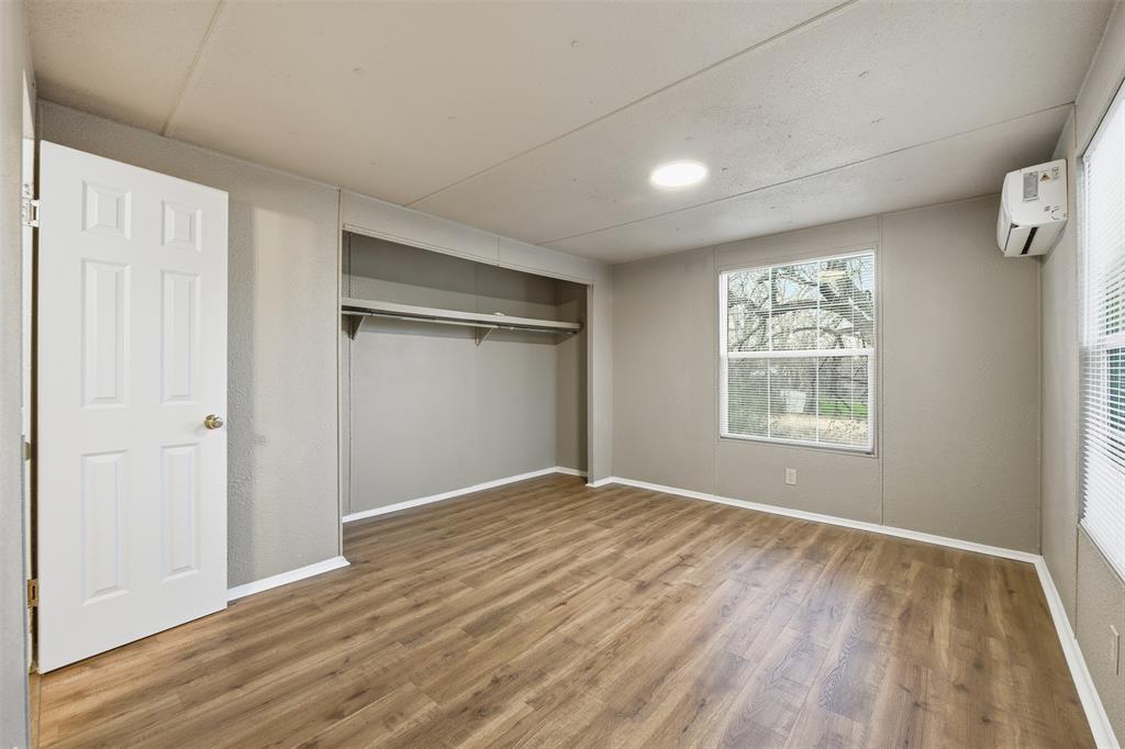 1309 Oakridge Road, Unit 1307 Azle, TX 76020 - Photo 3 of 22