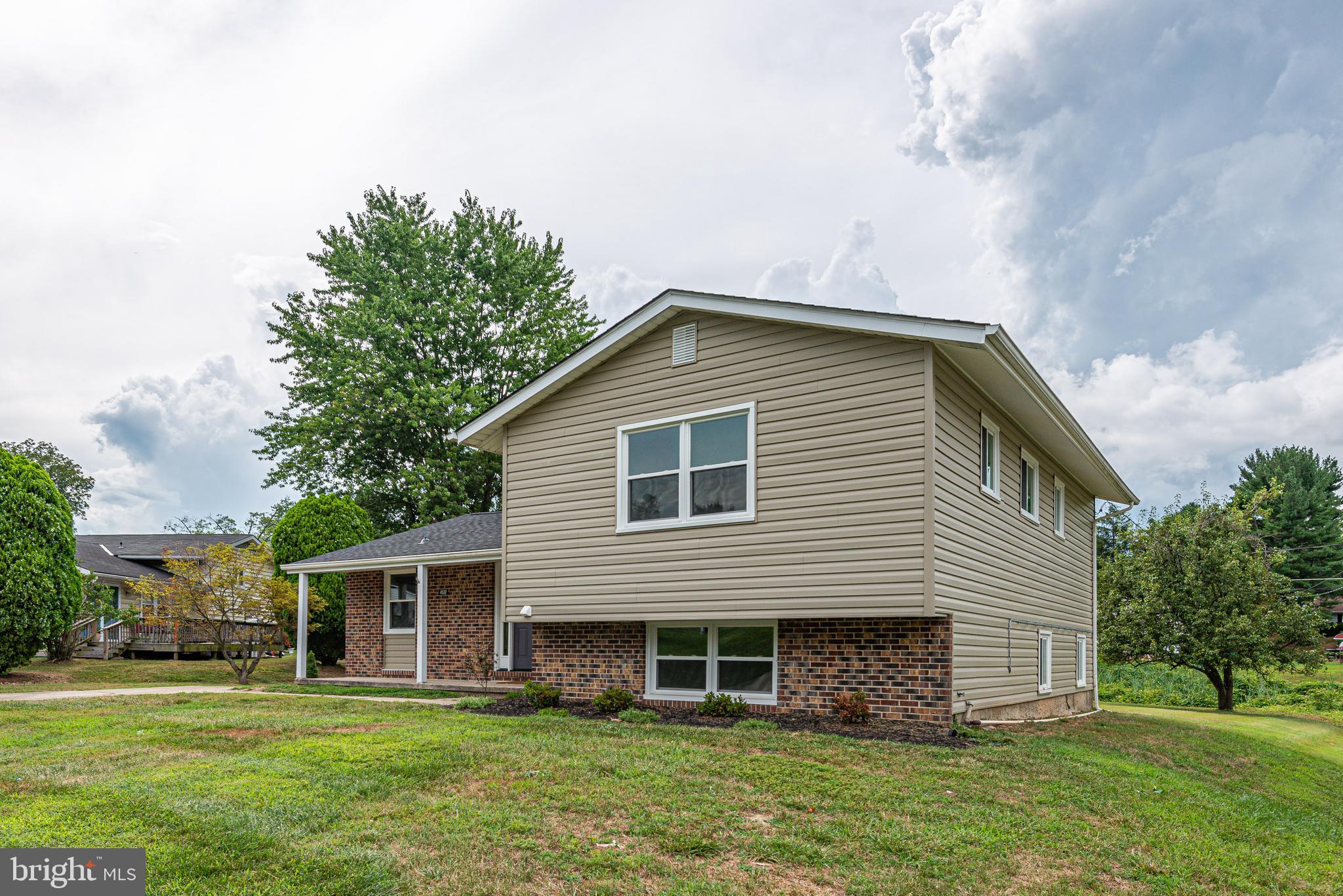 4532 Tapscott Road Pikesville, MD 21208 - Photo 2 of 43