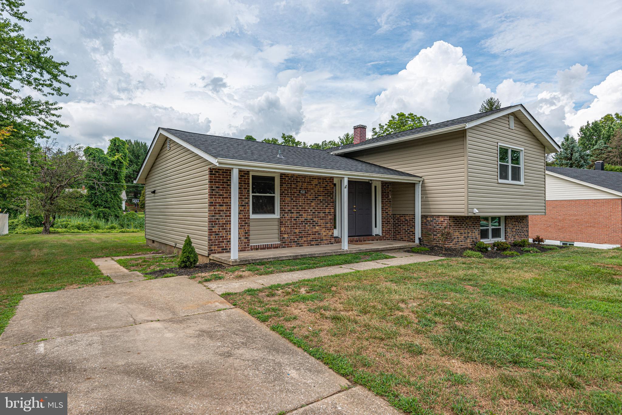 4532 Tapscott Road Pikesville, MD 21208 - Photo 3 of 43