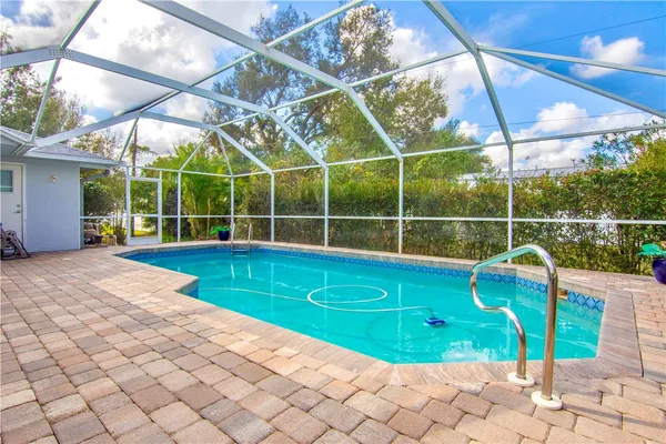 $579,000 | 445 45th Avenue, Vero Beach, FL 32968