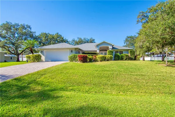 $579,000 | 445 45th Avenue, Vero Beach, FL 32968