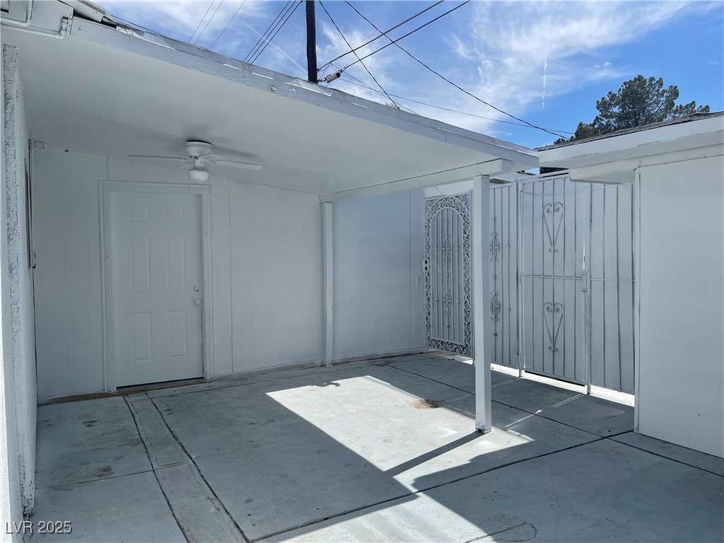 5171 Reeder Circle, Unit C Las Vegas, NV 89119 - Photo 2 of 17