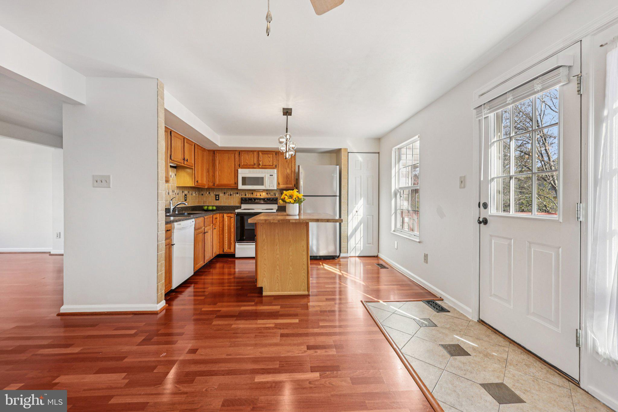 43494 Postrail Square Ashburn, VA 20147 - Photo 14 of 37