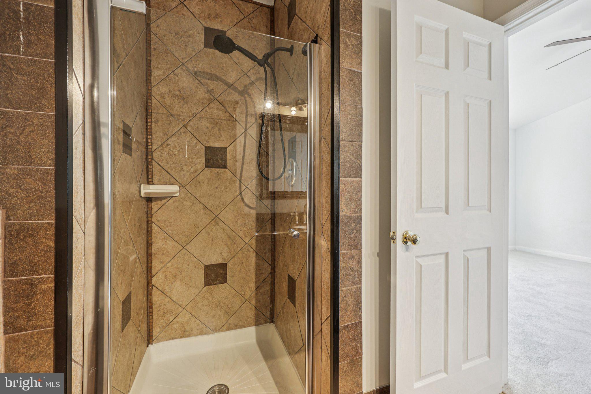 43494 Postrail Square Ashburn, VA 20147 - Photo 32 of 37