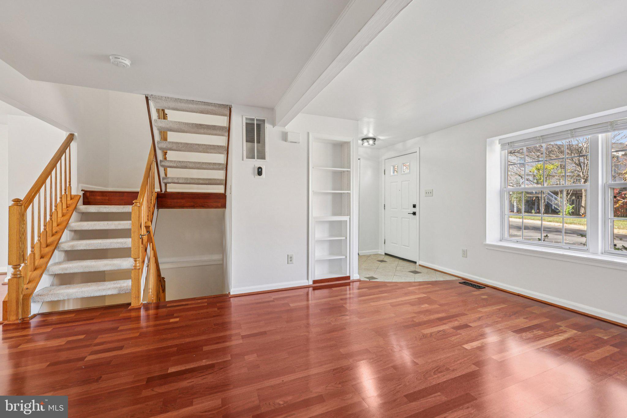 43494 Postrail Square Ashburn, VA 20147 - Photo 4 of 37