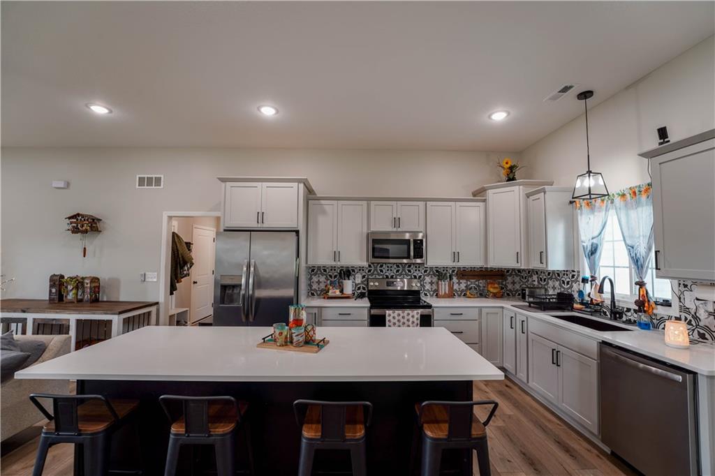 73 Southeast 451st Road Warrensburg, MO 64093 - Photo 2 of 28