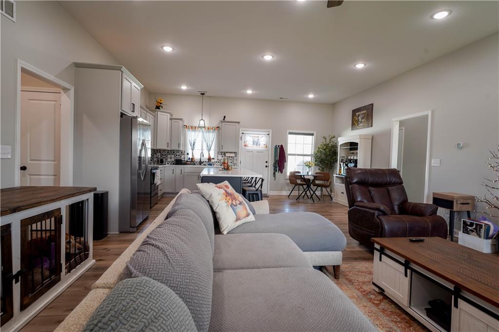 73 Southeast 451st Road Warrensburg, MO 64093 - Photo 9 of 28