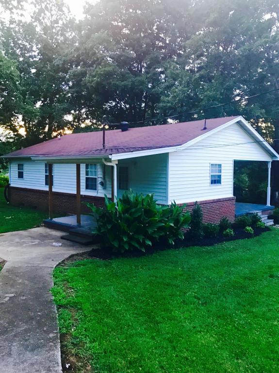 4 Ballenger Road Carthage, TN 37030 - Photo 1 of 12 Gallery Image 1