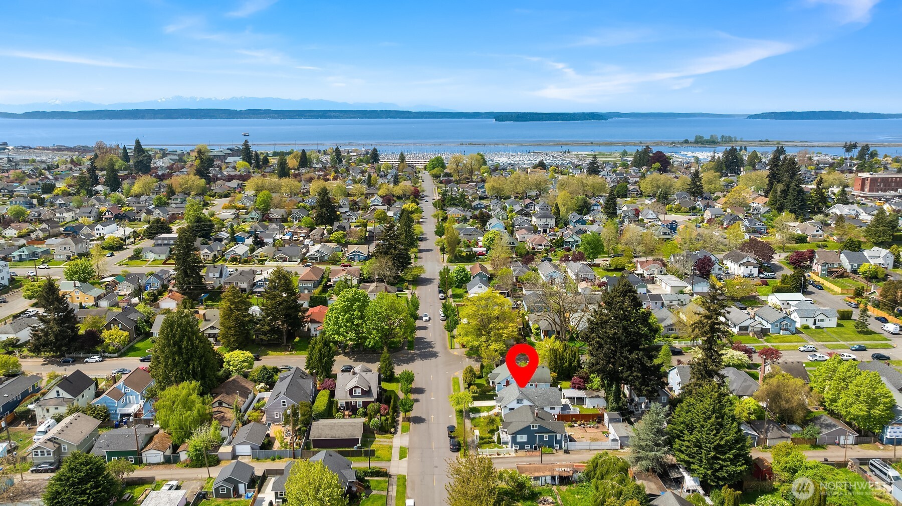 1905 16th Street Everett, WA 98201 - Photo 2 of 35