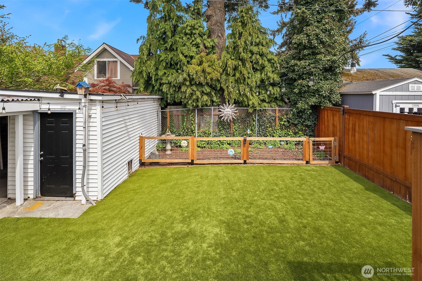 1905 16th Street Everett, WA 98201 - Photo 4 of 35