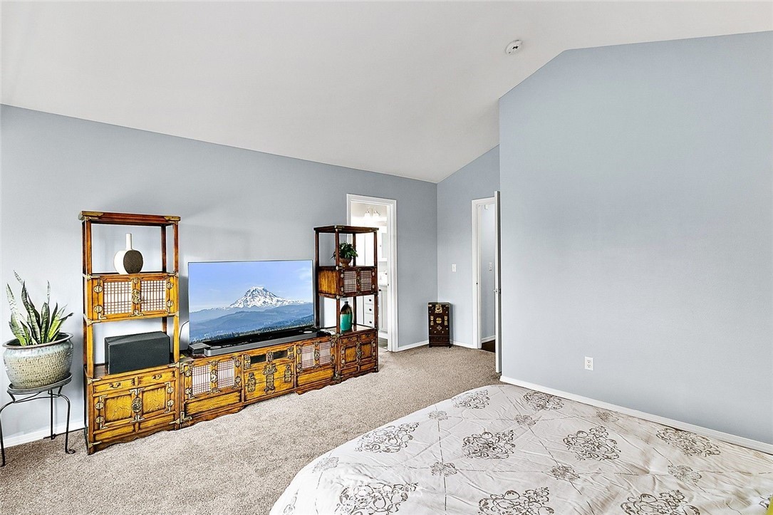 6131 Southeast 2nd Place Renton, WA 98059 - Photo 17 of 34