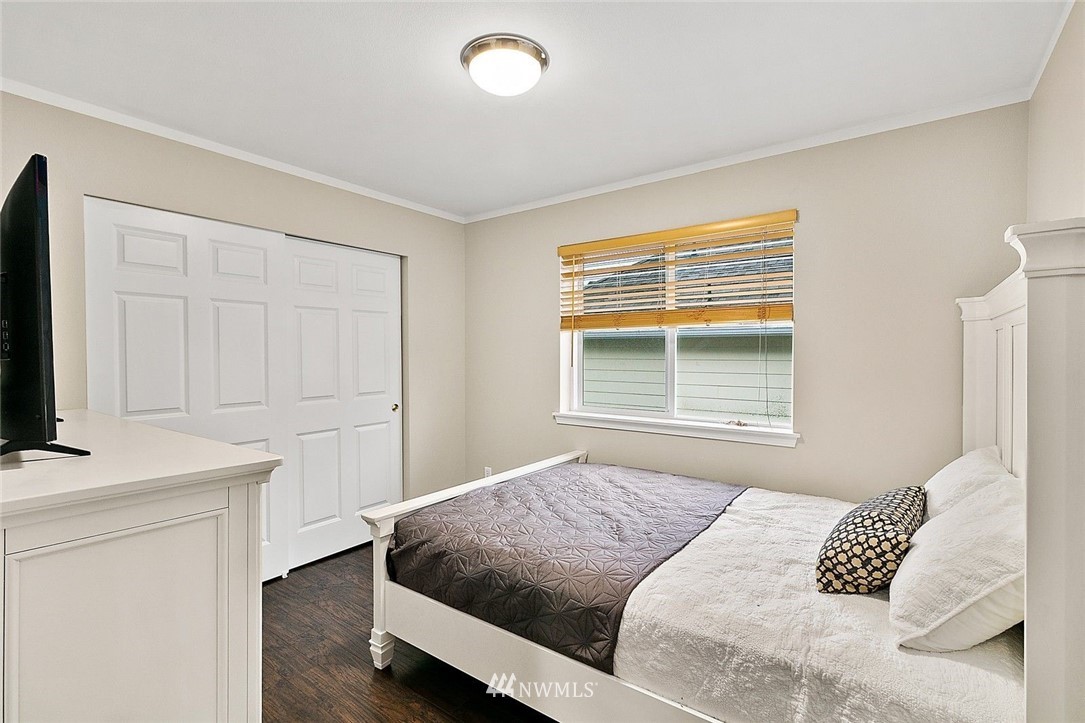 6131 Southeast 2nd Place Renton, WA 98059 - Photo 21 of 34
