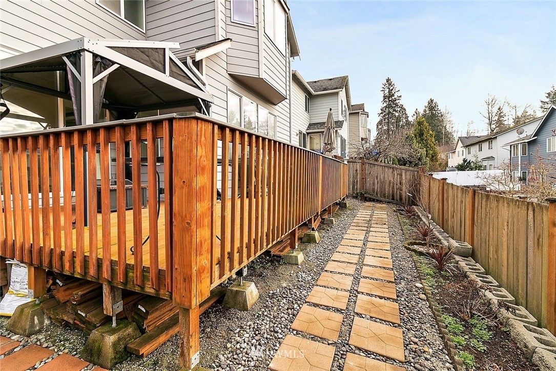 6131 Southeast 2nd Place Renton, WA 98059 - Photo 31 of 34
