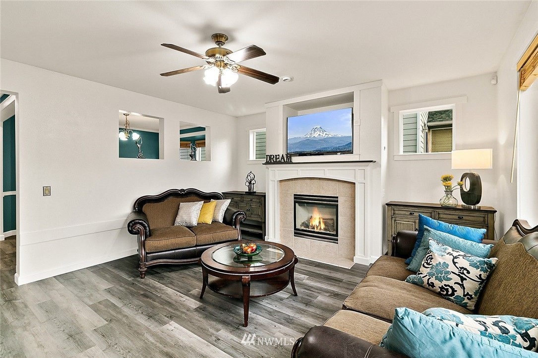 6131 Southeast 2nd Place Renton, WA 98059 - Photo 6 of 34