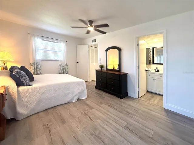 $115,000 | 1802 Bedford Lane, Unit 7, Sun City Center, FL 33573