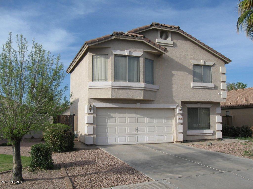 2024 East Appaloosa Road Gilbert, AZ 85296 - Photo 2 of 7 Front