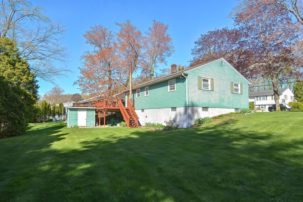 55 Woodruff Road Clinton, MA 01510 - Photo 4 of 29 Gallery Image 4