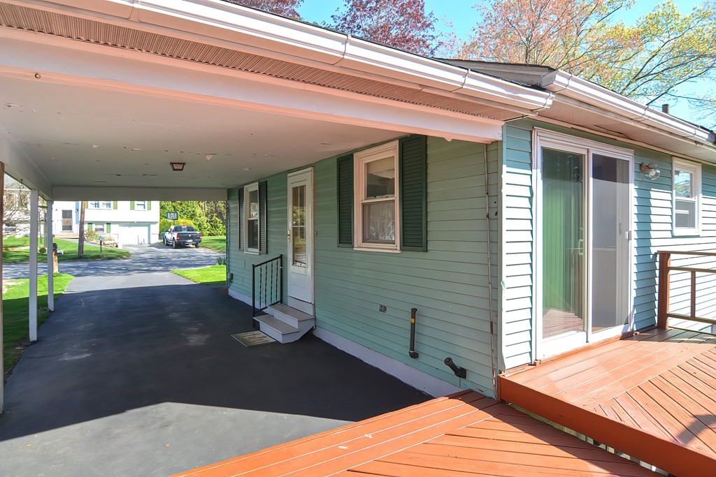 55 Woodruff Road Clinton, MA 01510 - Photo 9 of 29 Gallery Image 9