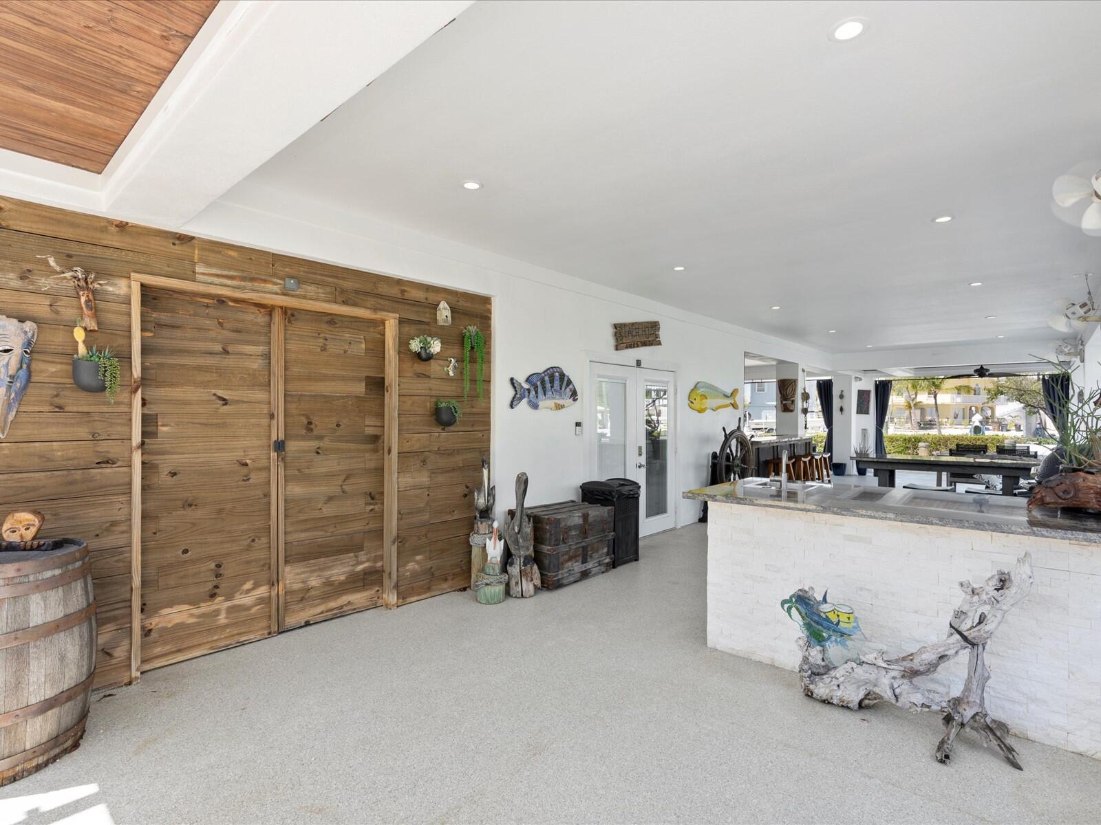 117 La Paloma Road Key Largo, FL 33037 - Photo 11 of 106 Ground Floor Entertainment Space