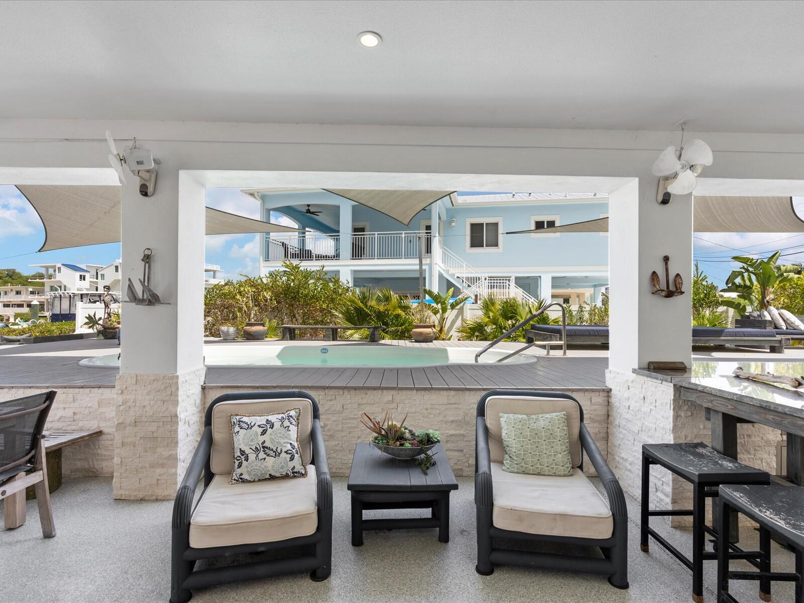 117 La Paloma Road Key Largo, FL 33037 - Photo 16 of 106 Ground Floor Entertainment Space