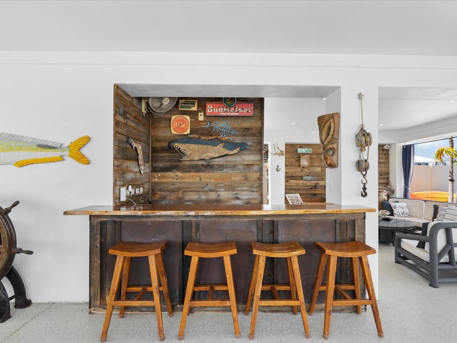 117 La Paloma Road Key Largo, FL 33037 - Photo 17 of 106 Ground Floor Bar