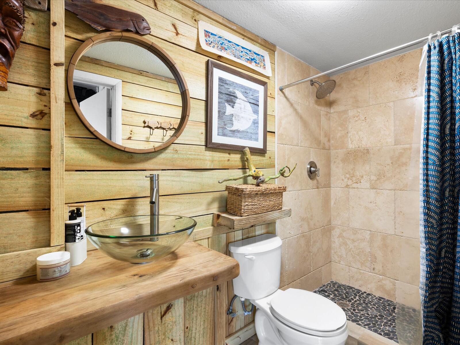 117 La Paloma Road Key Largo, FL 33037 - Photo 26 of 106 Bathroom #1 (Ground Floor)