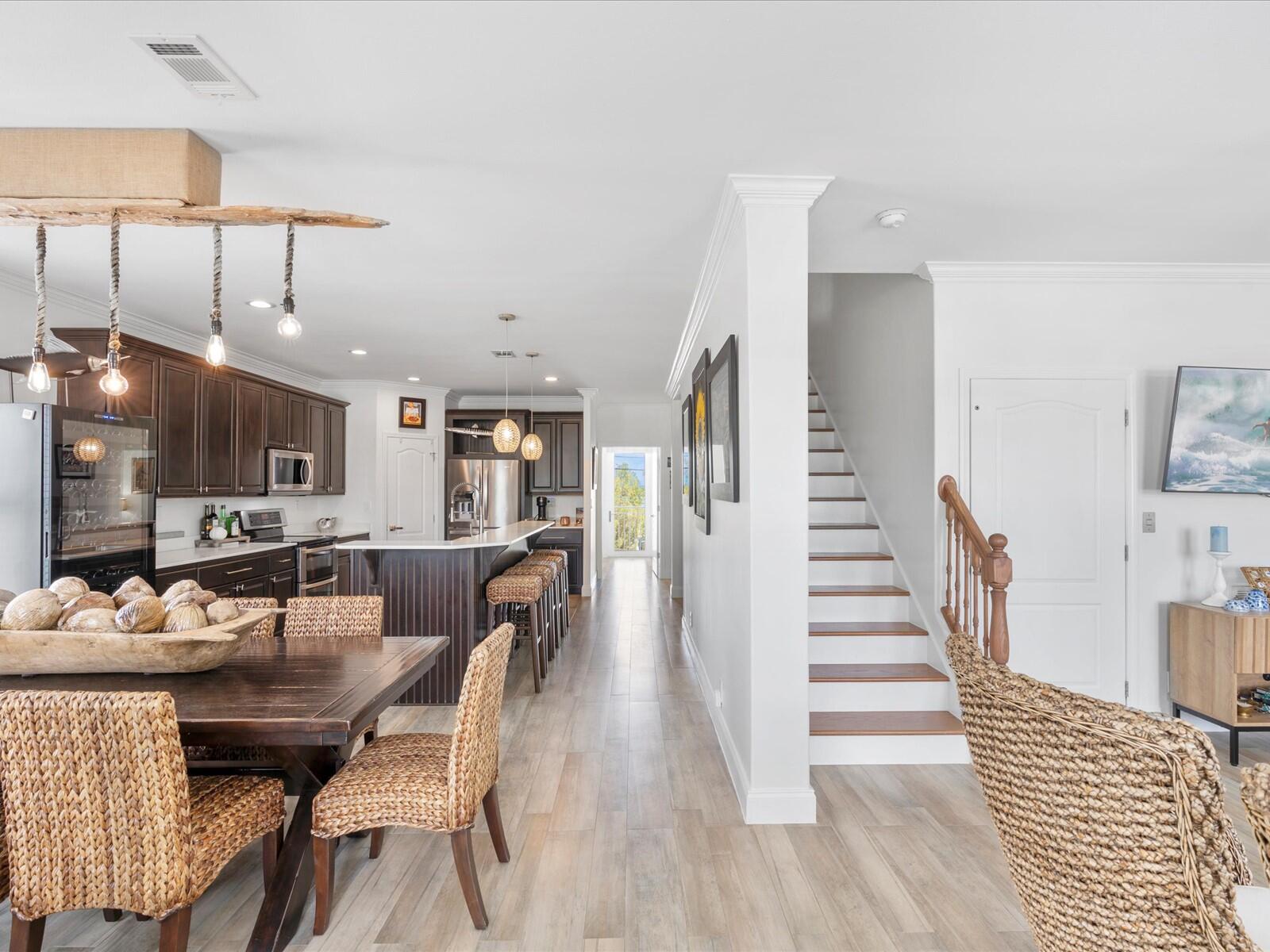 117 La Paloma Road Key Largo, FL 33037 - Photo 48 of 106 2nd Floor Great Room