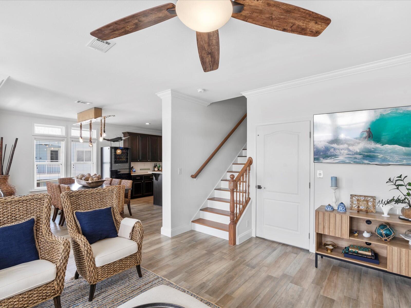 117 La Paloma Road Key Largo, FL 33037 - Photo 51 of 106 2nd Floor Great Room