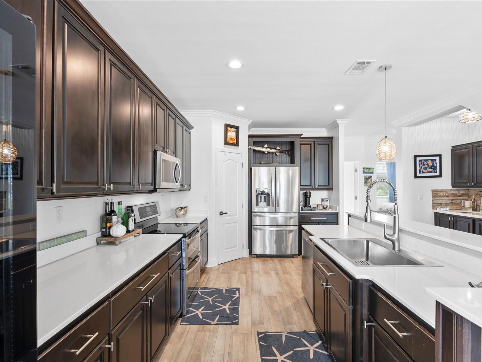 117 La Paloma Road Key Largo, FL 33037 - Photo 61 of 106 Kitchen