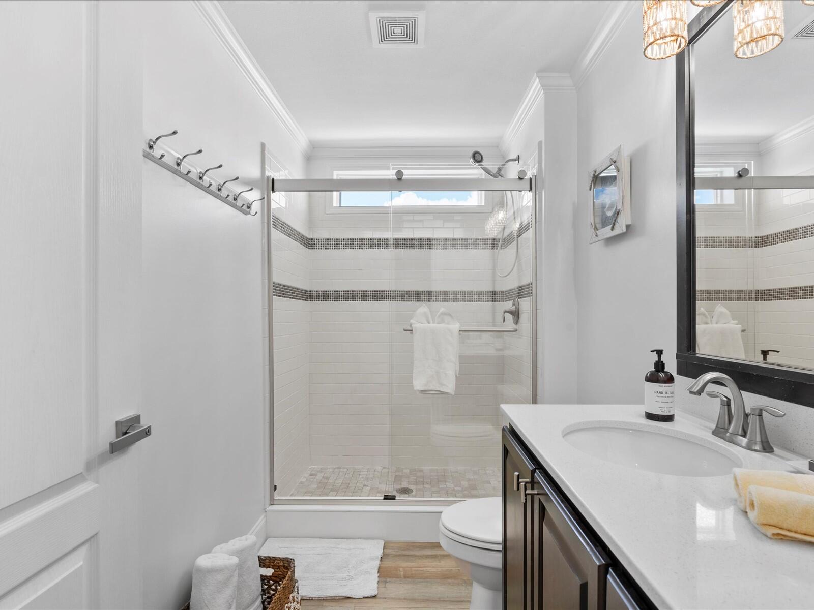 117 La Paloma Road Key Largo, FL 33037 - Photo 92 of 106 Bathroom #4 (3rd Floor)