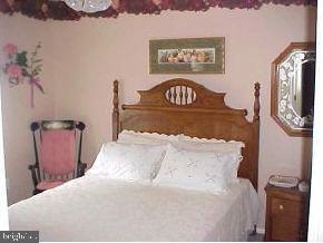 223 Commodore Road Manahawkin, NJ 08050 - Photo 8 of 8 Gallery Image 8