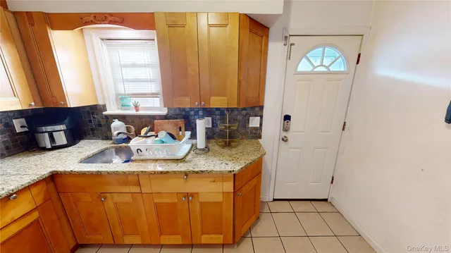 $3,700 | 24 5th Street, Unit 1, New Rochelle, NY 10801