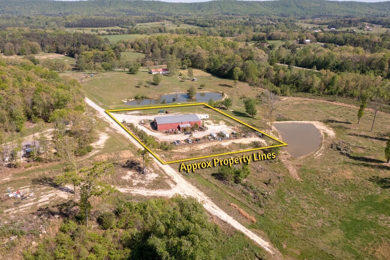 374 McIntire Road Rock Spring, GA 30739 - Photo 6 of 21 6