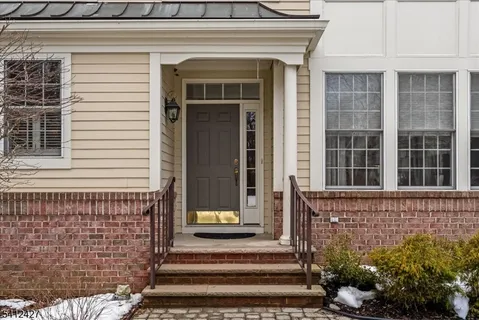 $975,000 | 71 Schindler Way, Fairfield, NJ 07004