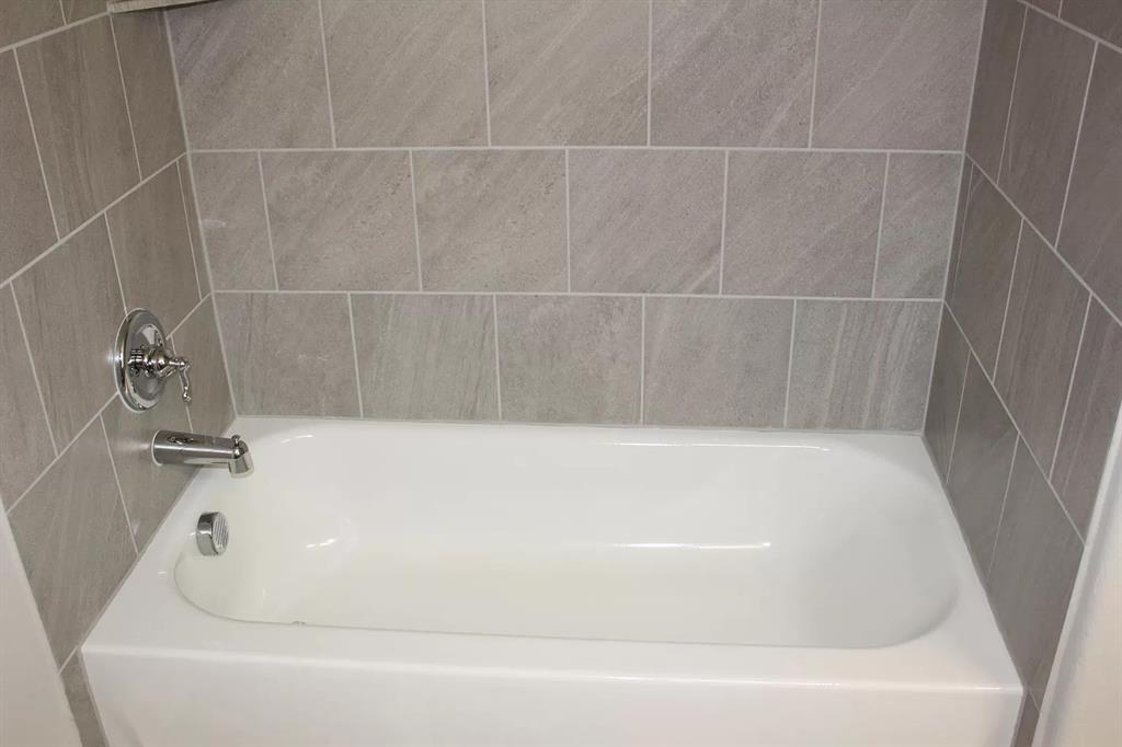 1752 Redding Street Allen, TX 75002 - Photo 19 of 24 View of bathroom