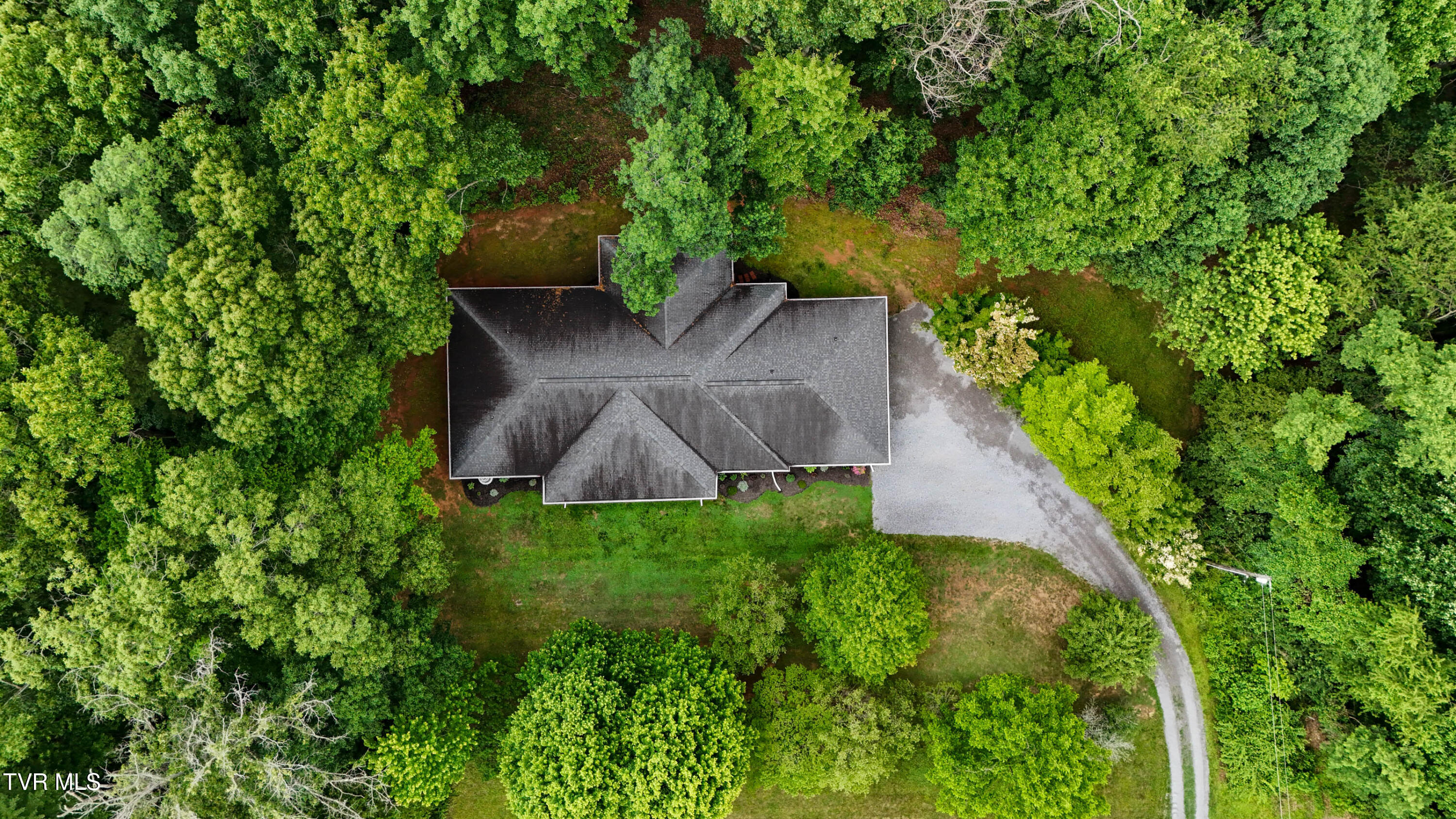 145 Zeb Grindstaff Road Elizabethton, TN 37643 - Photo 60 of 68 145 Zeb Grindstaff Rd Drone JV-4