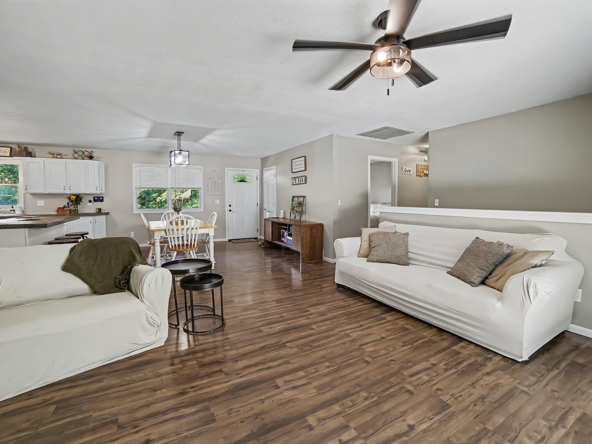 384 East Wilke Road Rothbury, MI 49452 - Photo 5 of 41 002_file_9385