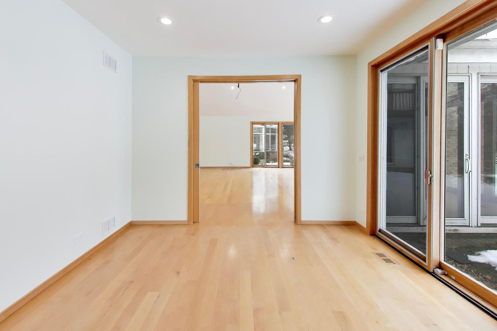 7716 Crystal Springs Road Crystal Lake, IL 60012 - Photo 19 of 85