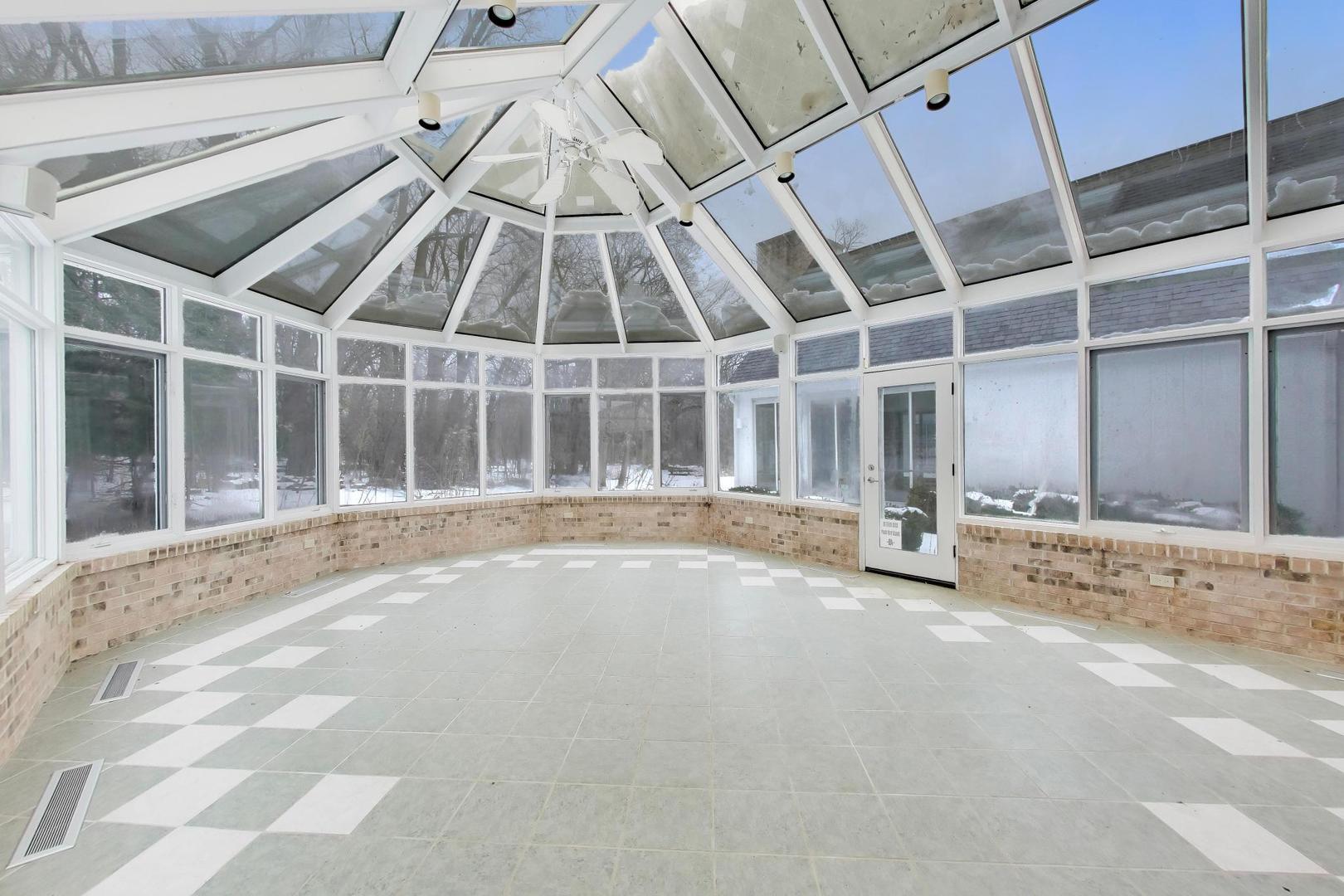 7716 Crystal Springs Road Crystal Lake, IL 60012 - Photo 22 of 85