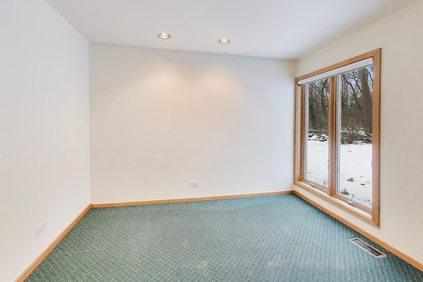 7716 Crystal Springs Road Crystal Lake, IL 60012 - Photo 36 of 85