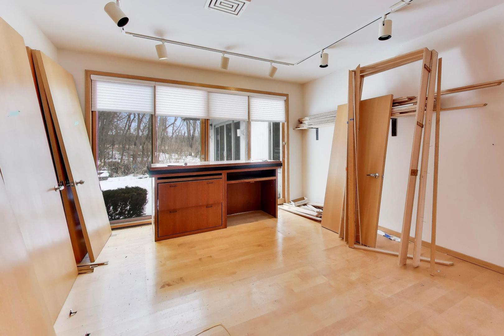 7716 Crystal Springs Road Crystal Lake, IL 60012 - Photo 38 of 85