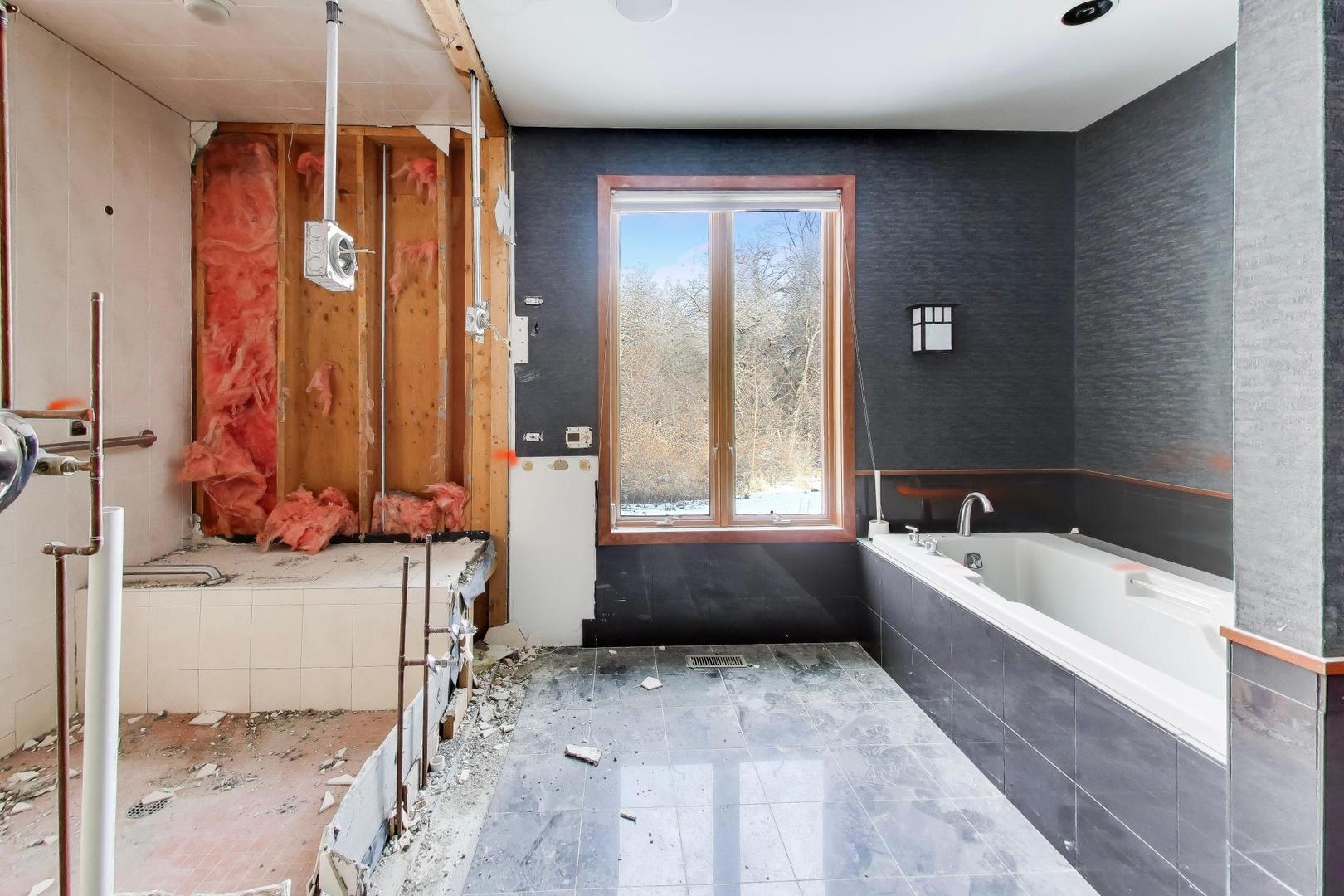 7716 Crystal Springs Road Crystal Lake, IL 60012 - Photo 48 of 85